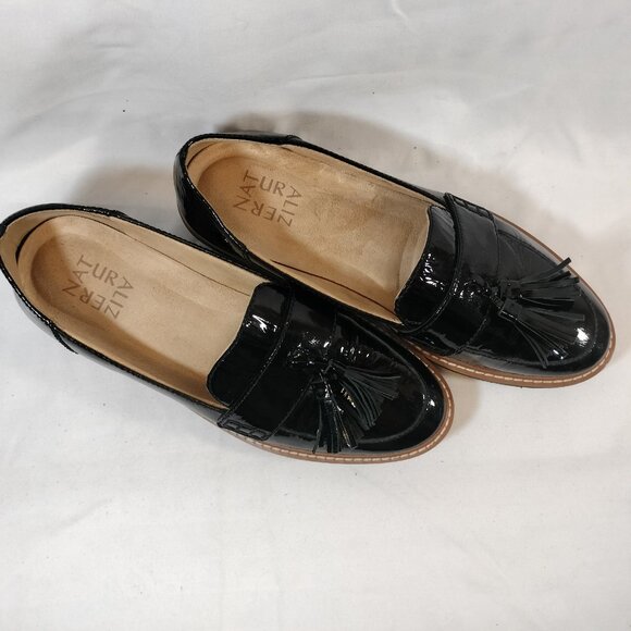 Naturalizer August Black Patent Leather Tassel Loafers - Picture 4 of 9